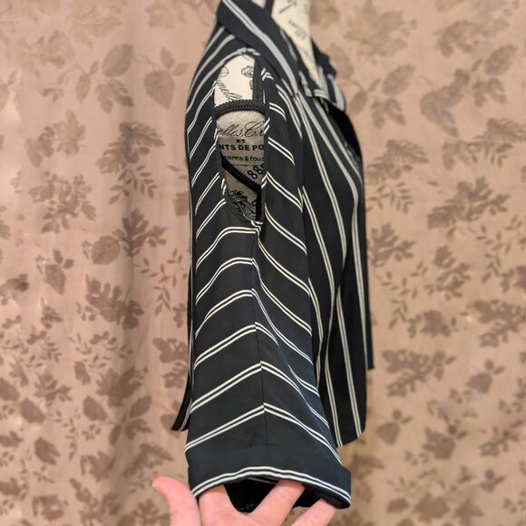 Forever 21 Contemporary Peek-A-Boo Striped Button Down Blouse, Size S, EUC! - Picture 3 of 6